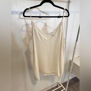 Women’s plus size ivory swing camisole from Addition Elle. Size 4X